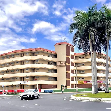 Moon Dunes - By Yumbo Center - 普拉亚戴尔雷安格莱斯