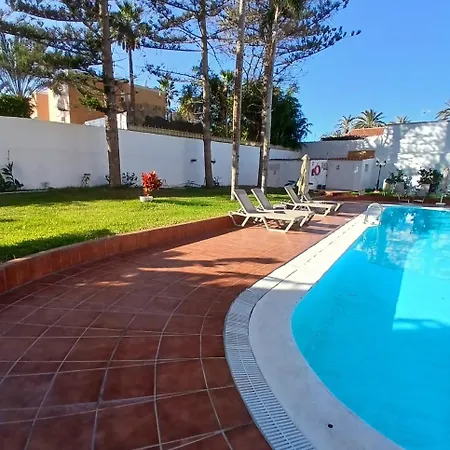 Moon Dunes - By Yumbo Center - 普拉亚戴尔雷安格莱斯